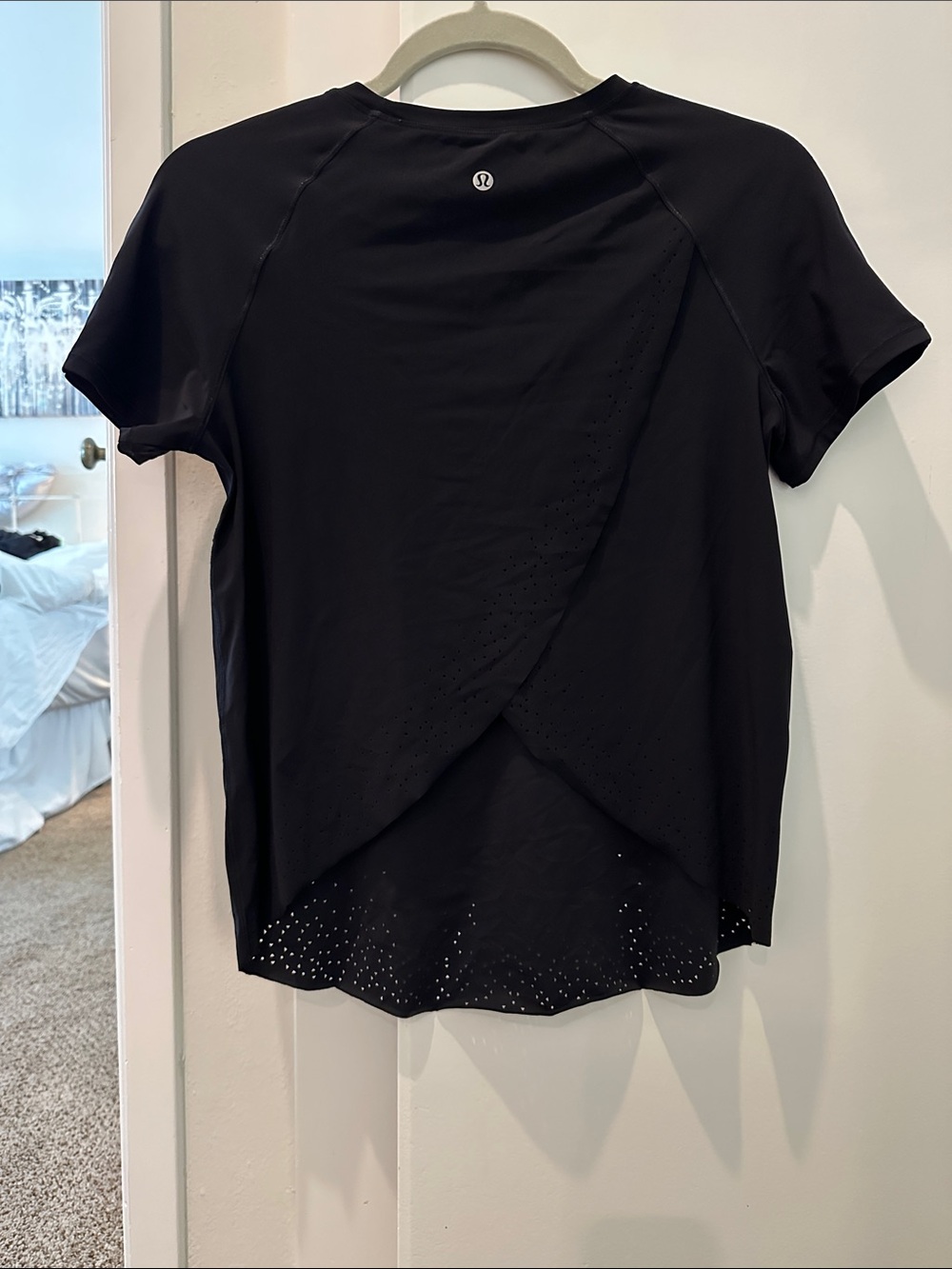 lululemon athletica Black Short-Sleeve Overlap Open Back Tee - size 4
